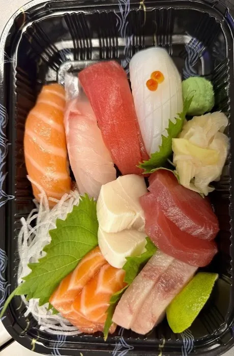 Hiroto Sushi Picture 2