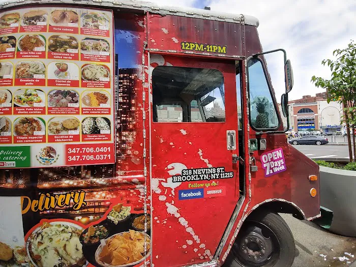 Taqueria Cecilio Food Truck Picture 10