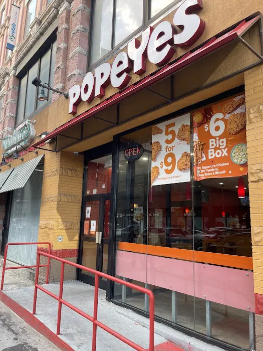 Popeyes Louisiana Kitchen Picture 10