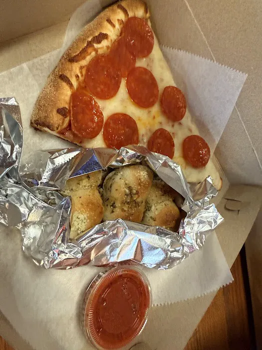 Dekalb Pizzeria Picture 6