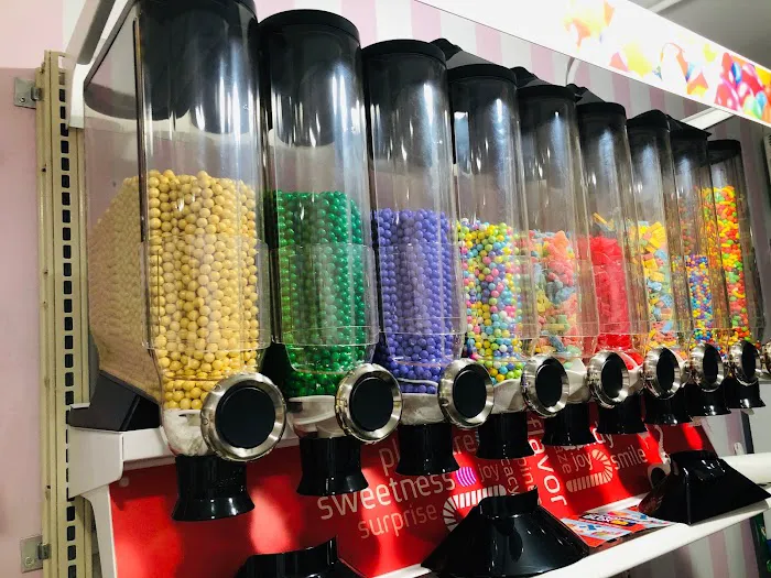 Jade's Snack Shoppe Picture 4