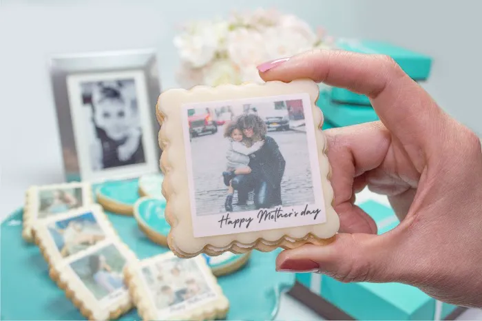 Lucy's confections Picture 1