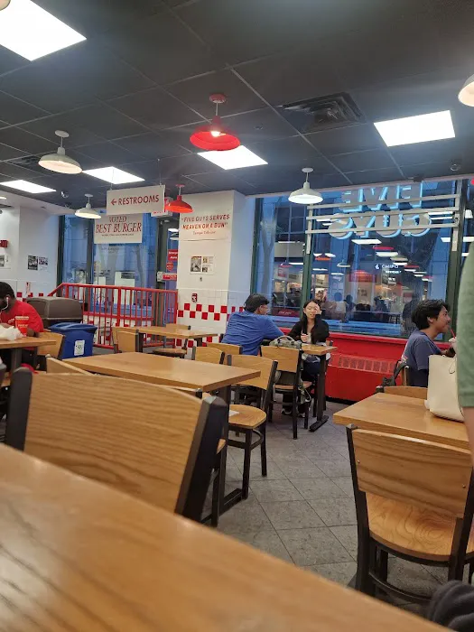 Five Guys Picture 1