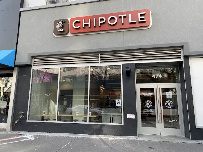 Chipotle - Fulton Street Mall Picture 8