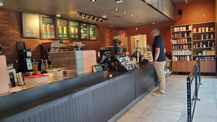 Starbucks Picture 9