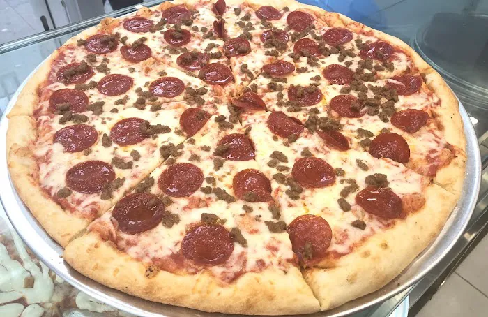 supreme pizza NY Picture 1