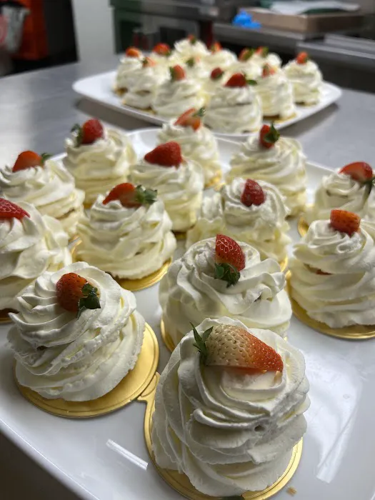 Build a Cake Workshop Picture 1