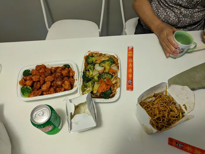 Annie's First Wok Picture 6