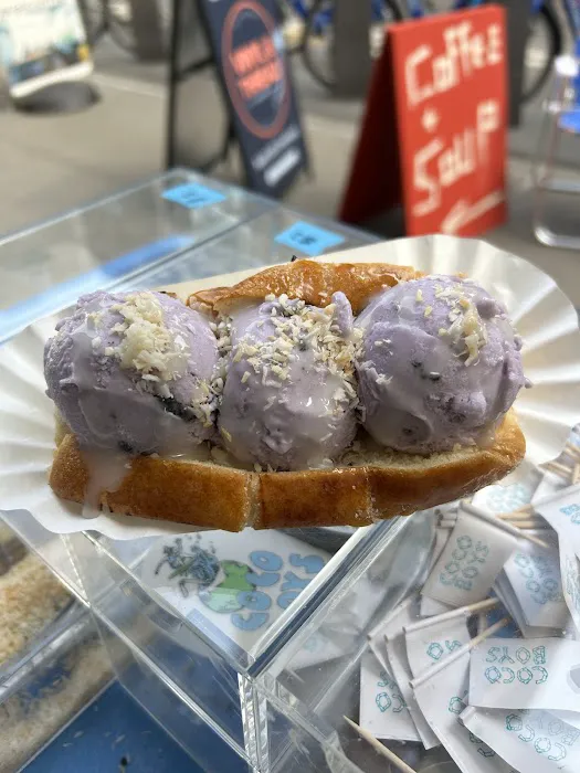 COCONUT ICE CREAM SHOP (COCO BOYS NYC) Picture 1