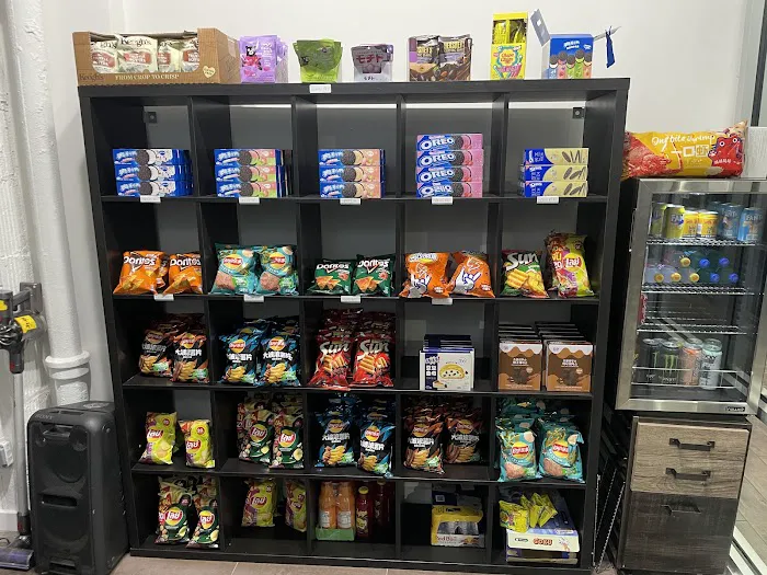 Dumbo Exotic Snacks Picture 5