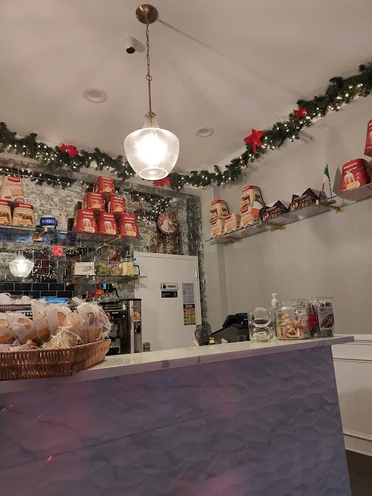 iL Primo Cafe Picture 3