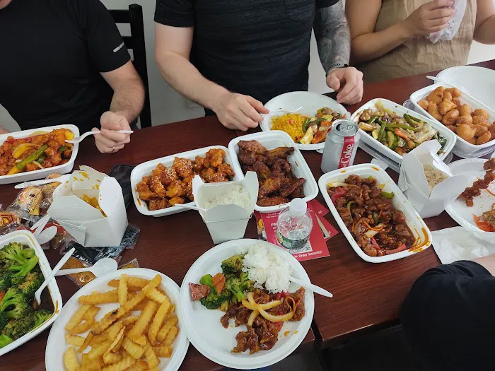 Fortune Glatt Kosher Chinese of Rego Park Picture 5
