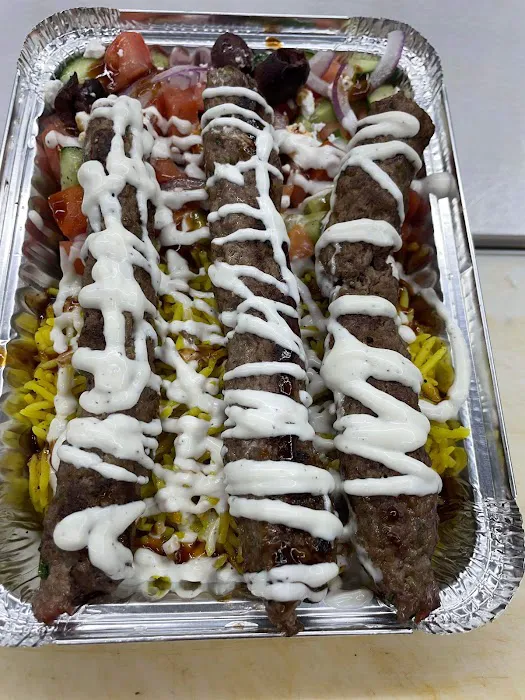 4 Seasons halal Grill Picture 1