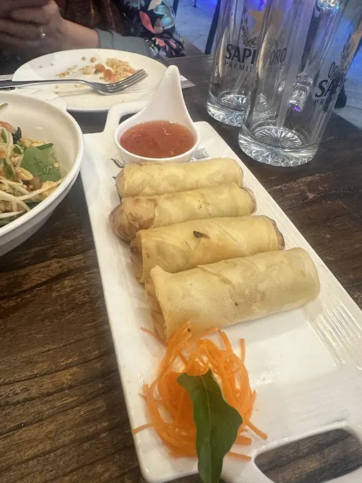 Spring Thai Fusion & Bar Picture 5