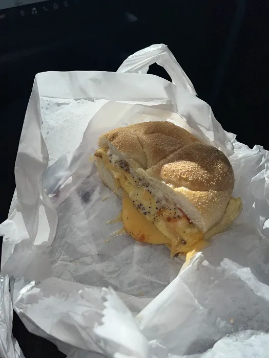Eric Deli Picture 1