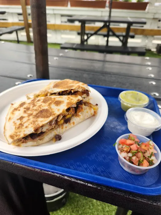 Queens Beer Garden Picture 9