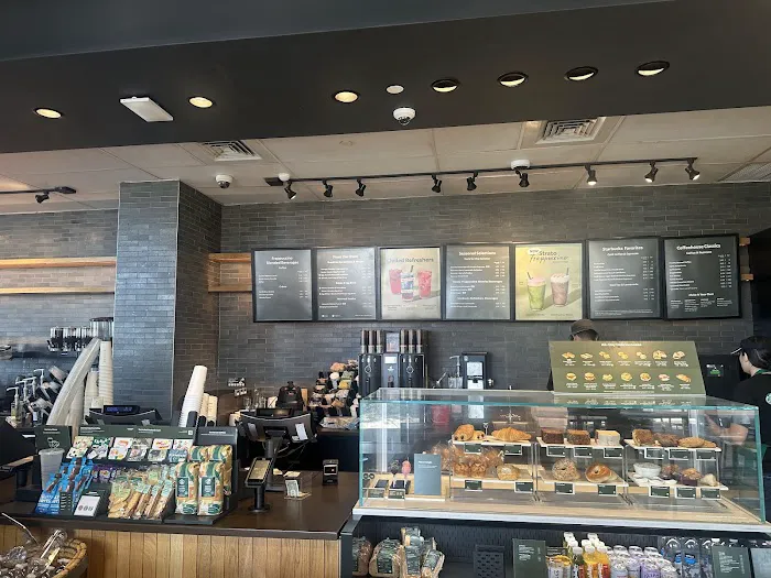 Starbucks Picture 3