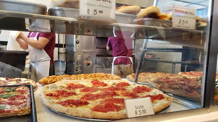 Armando's Pizza Picture 1