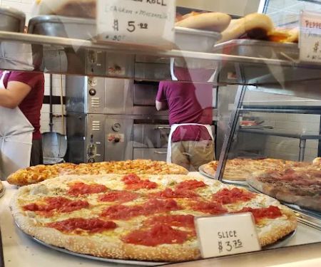 Armando's Pizza