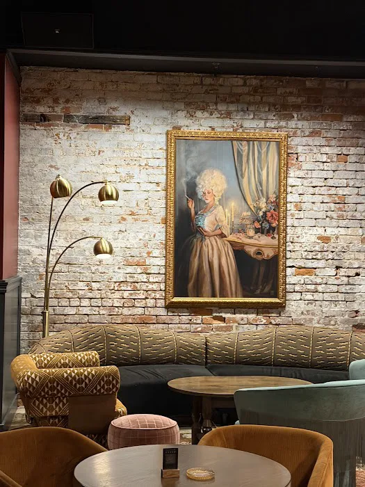 Tre Jolie Cafe lounge Picture 6