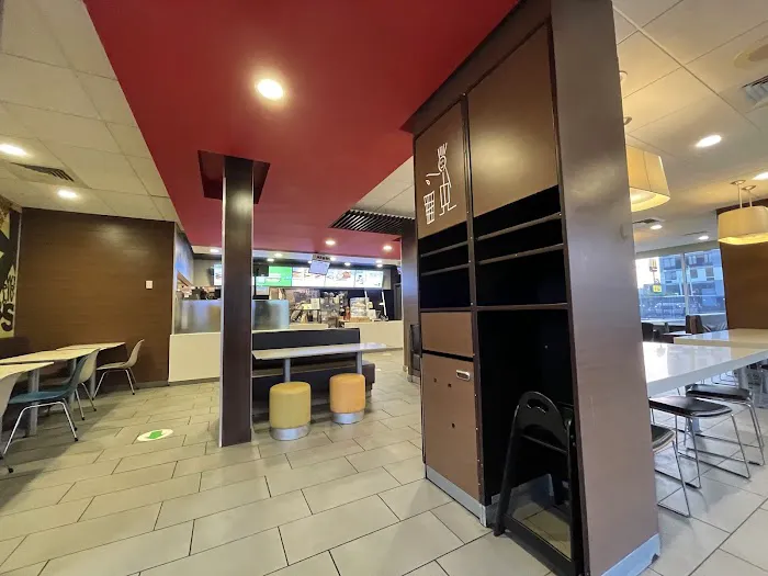 McDonald's Picture 4