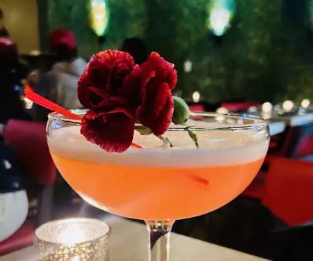 Holic Thai Bistro