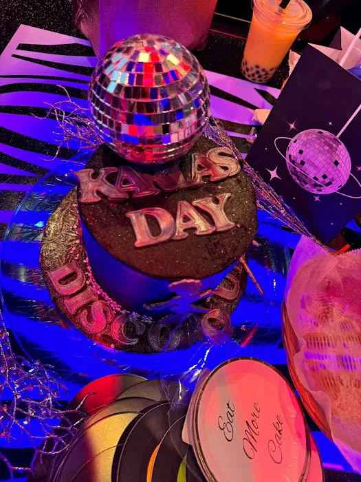 CakeBoiShop Picture 4