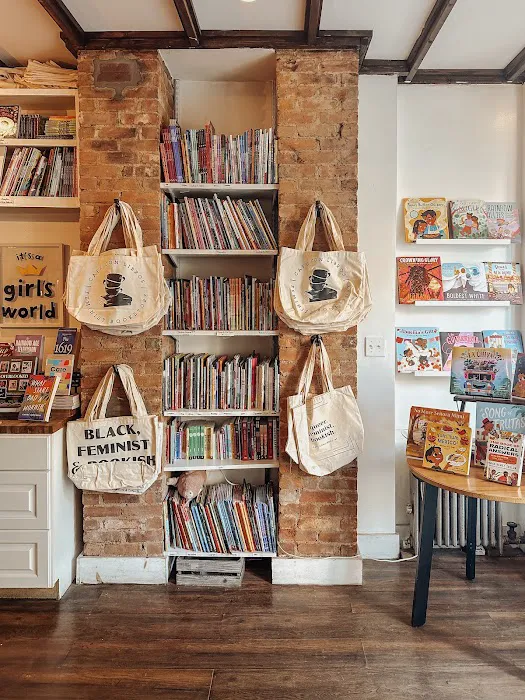 Cafe con Libros Picture 4