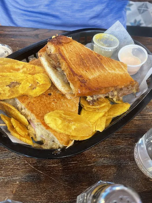 Benny’s Cuban Cafe Picture 7