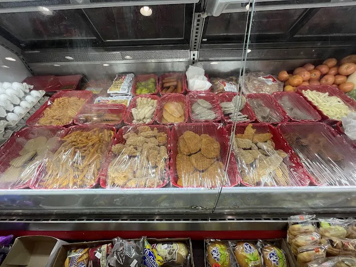 Howard Finest Deli Picture 3