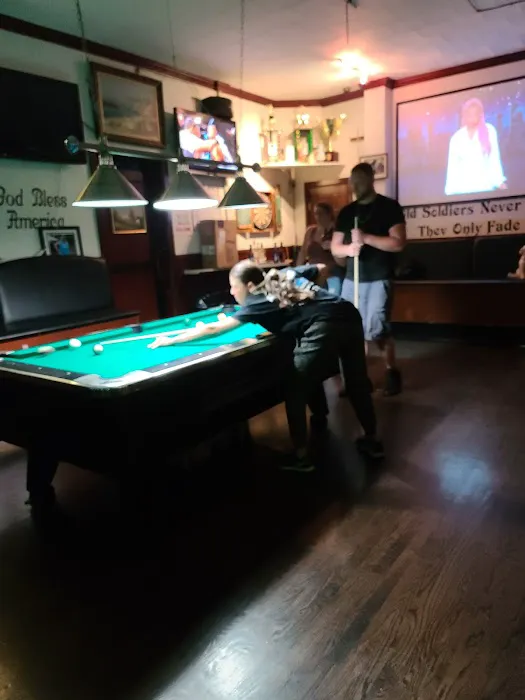 Tee Dee's Tavern Picture 10