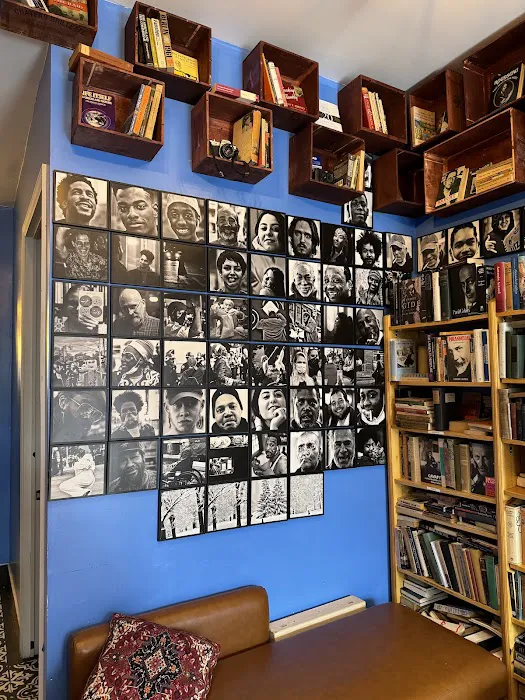 BARZAKH• CAFÉ Picture 7