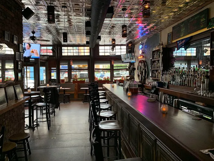 Finn’s Corner Picture 1