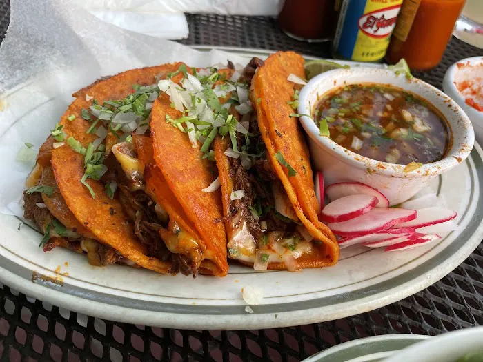 Nacho Macho Taco Picture 1