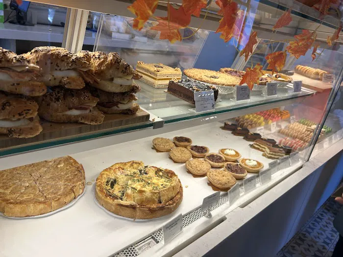 Mille-Feuille Bakery Cafe Picture 4