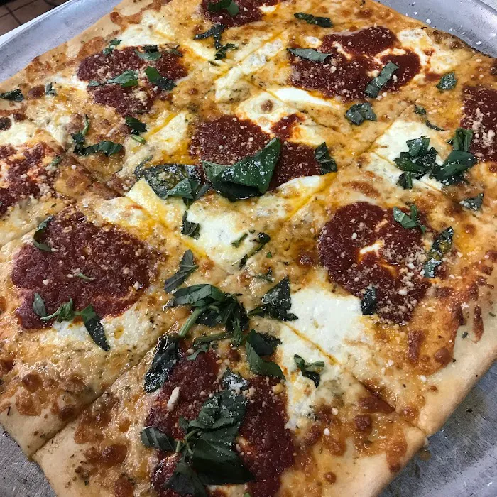 Gino's Cucina Brick Oven Pizza Picture 3