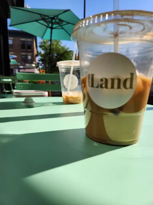 Coffee Land Picture 3