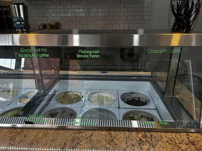 Maple Creamery Picture 5