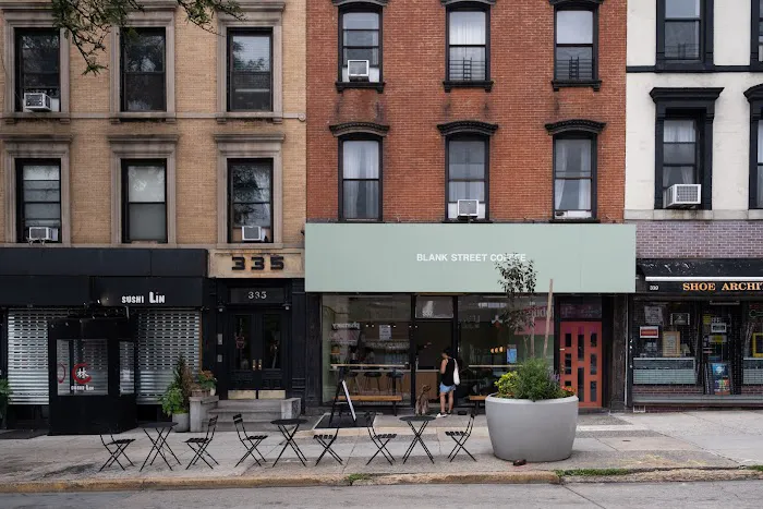 Blank Street Coffee Picture 4