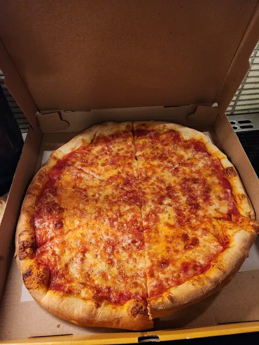 Gino's Pizzeria Picture 6