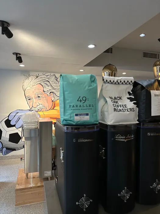 Nerd Be Cool Coffee Shop Espresso & Matcha Lab Juice & Smoothies Bar Picture 4