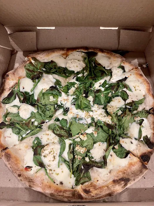 Ogliastro Pizza Bar Picture 6