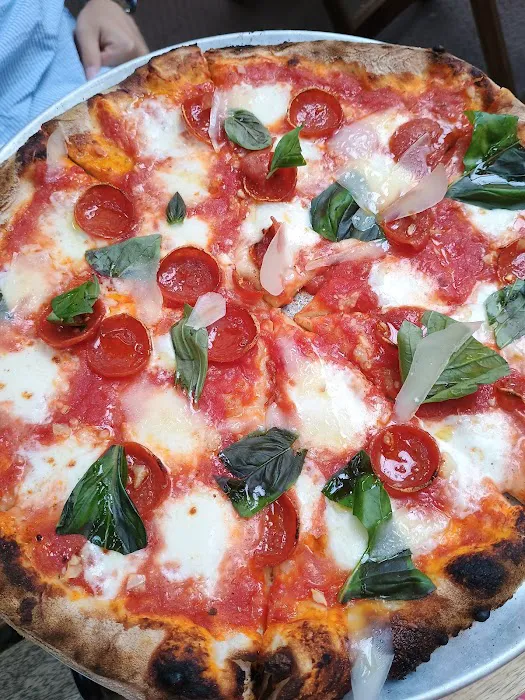 Ogliastro Pizza Bar Picture 4