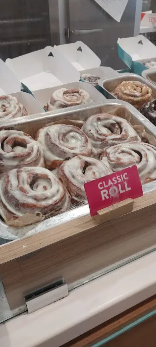 Cinnabon Picture 3
