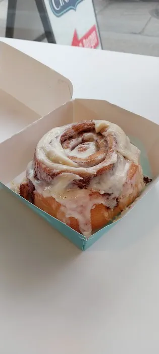 Cinnabon Picture 6
