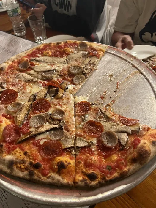 Patsy’s Pizzeria Picture 4