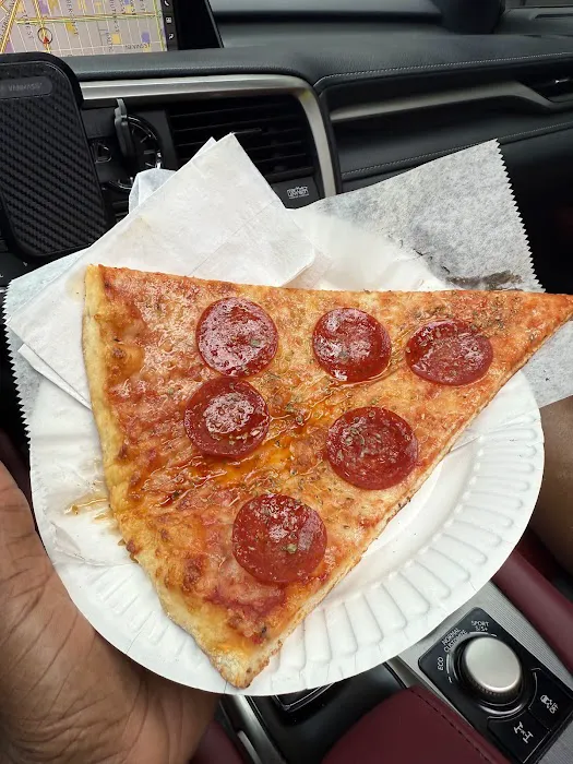 Moon Palace Pizza Picture 9