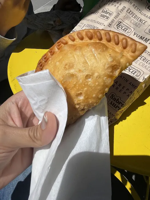 Empanada Loca Beer Garden Picture 6