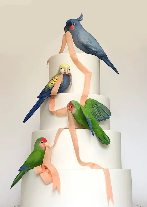 Sarah & Simon Cake Design Picture 6
