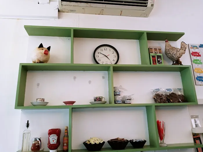 Betty Bakery Picture 10